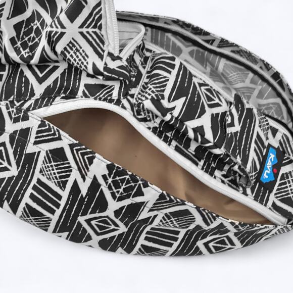 Kavu Black & White Geometric Print Canvas Rope Sling Crossbody Backpack Gorpcore - Picture 5 of 10